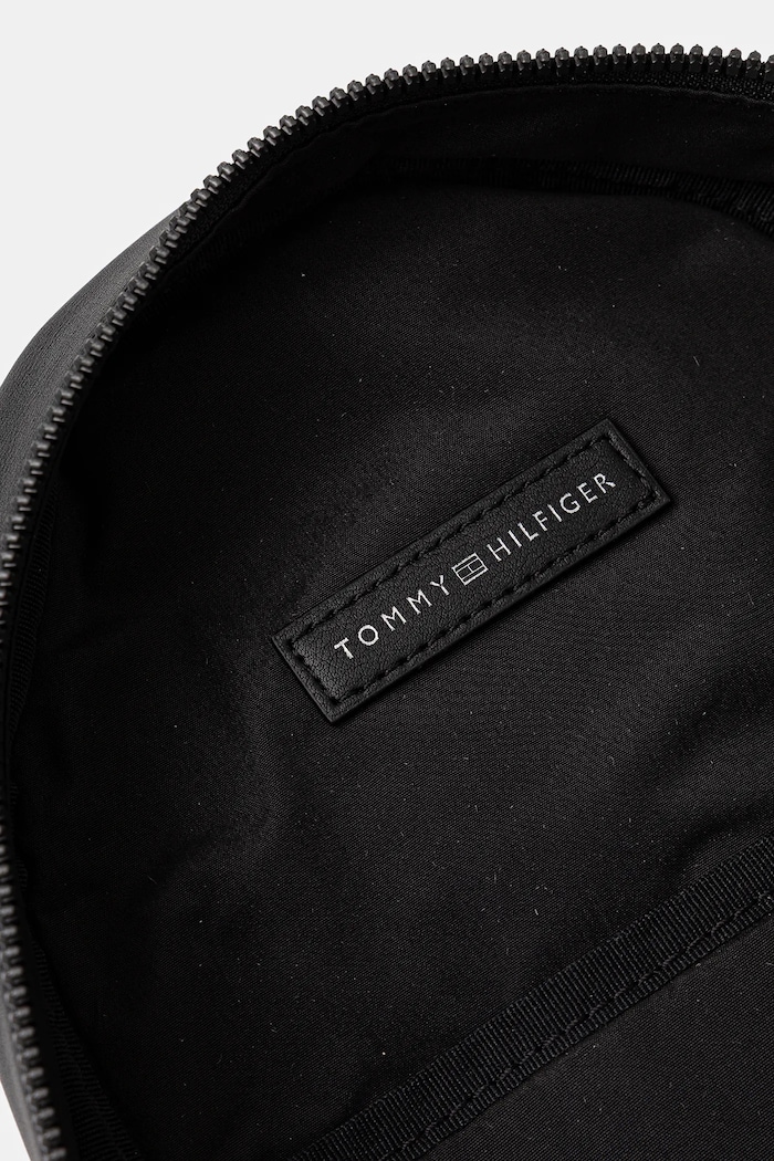 Batoh Tommy Hilfiger černá AM0AM13578