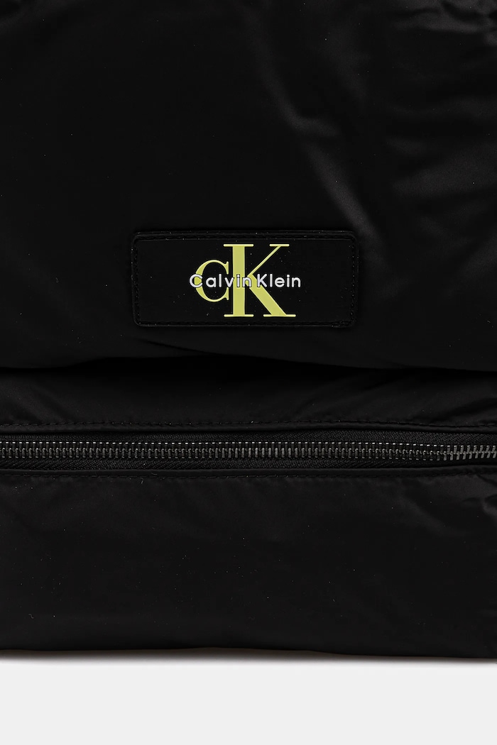 Batoh Calvin Klein černá LV04G3122G