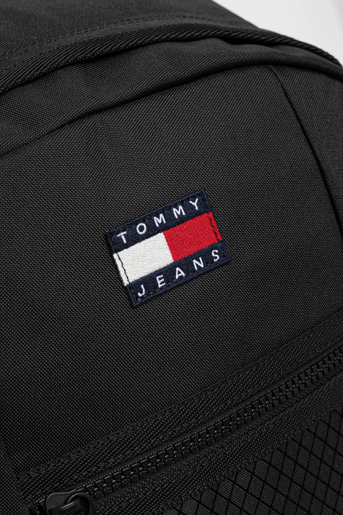 Ruksak Tommy Jeans crna AM0AM13402