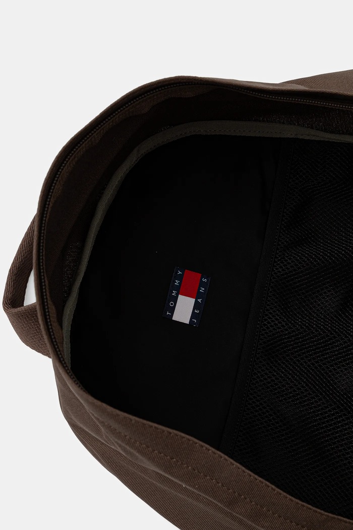 Ruksak Tommy Jeans smeđa AM0AM13726