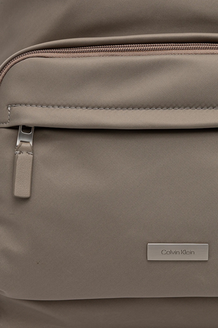 Раница Calvin Klein бежов LV04D3143G