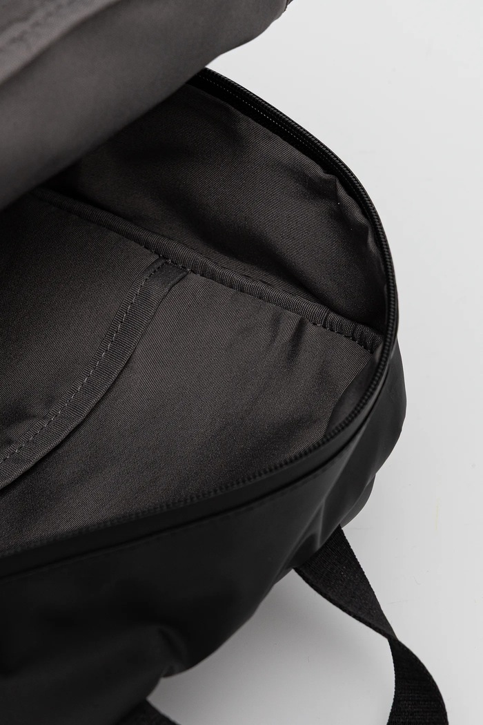 Ruksak Calvin Klein LV04D3258G čierna