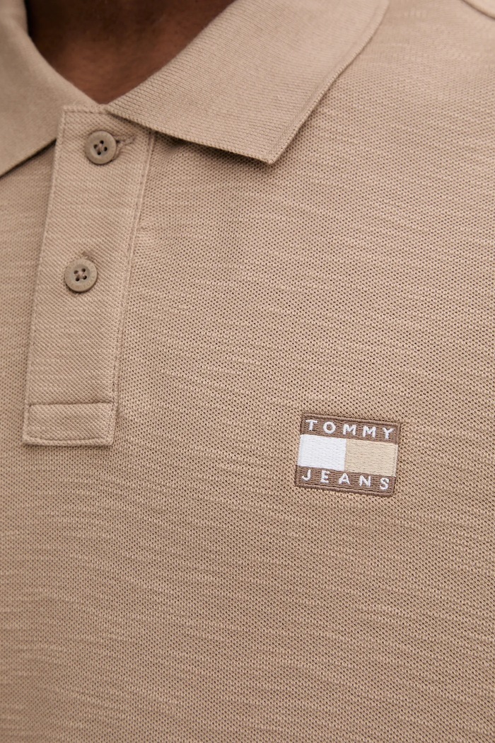 Bavlnené polo tričko Tommy Jeans DM0DM22063 béžová