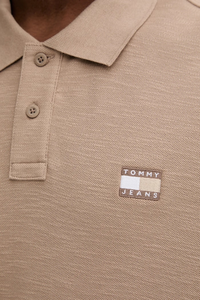 Bavlnené polo tričko Tommy Jeans DM0DM22063 béžová