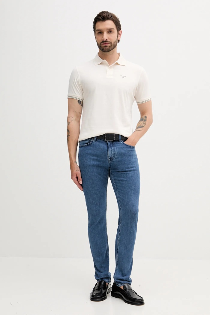 Barbour Polo bawełniane AUSTWICK MML1484 beżowy AW25