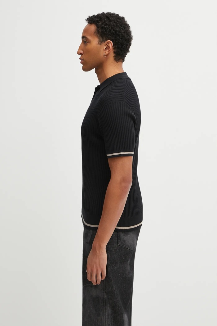 Βαμβακερό μπλουζάκι πόλο Filling Pieces Fine Knit Polo 422570500127 μαύρο AW25