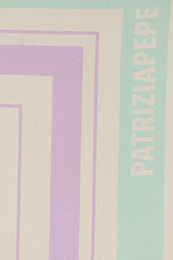 Μεταξωτό φουλάρι Patrizia Pepe 8F0081.A4X1 μπεζ SS26