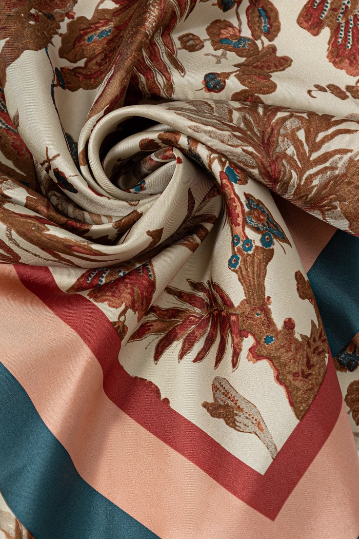 Doplňky Hedvábný šátek Weekend Max Mara ONESTO 2525546094600 béžová