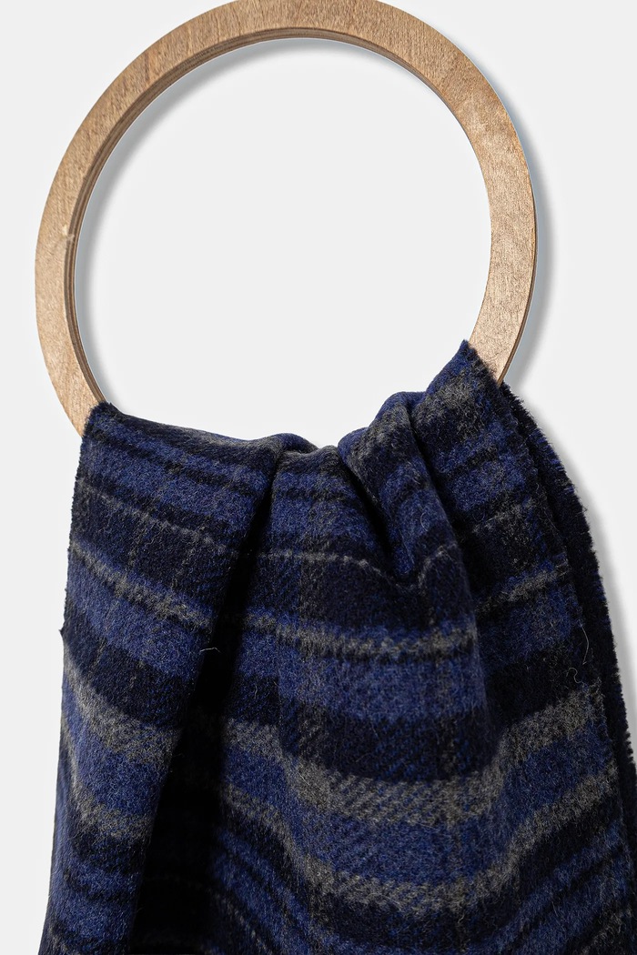 Weekend Max Mara szalik wełniany PAGELLA 2525546085600 granatowy AW25