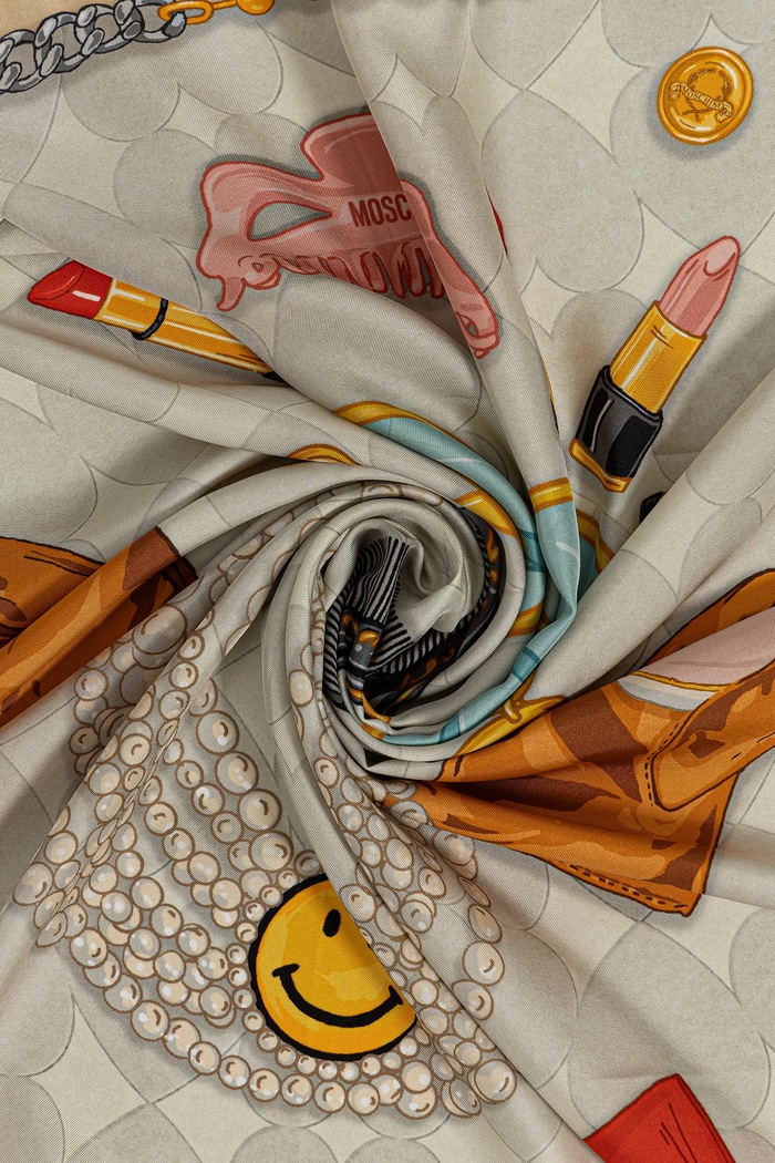 Moschino foulard in seta grigio M3285.3549
