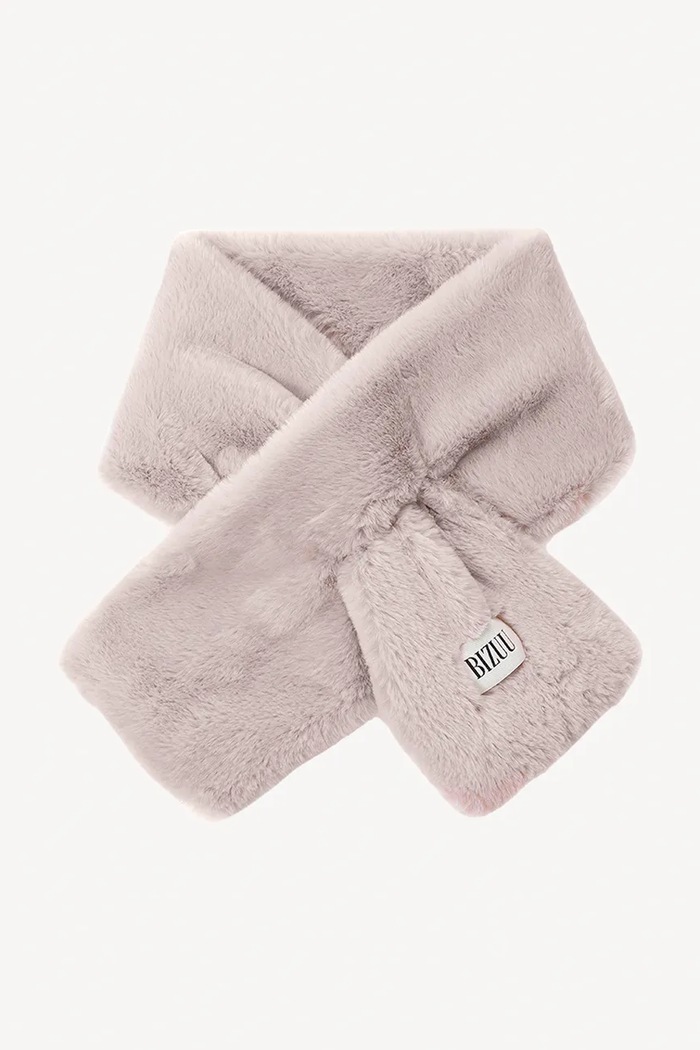 BIZUU Szalik FLUFFY FLUFFY.BEZOWY.AW beżowy AW25