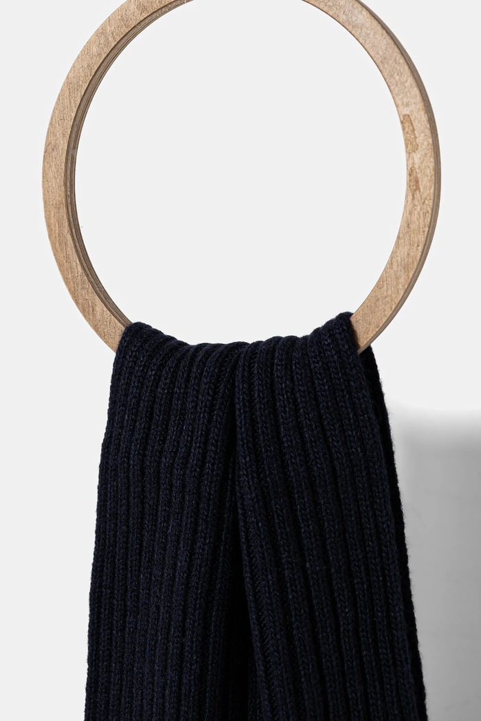 Dětská šála s vlnou United Colors of Benetton 126WGU005.P.seasonal námořnická modř AW25