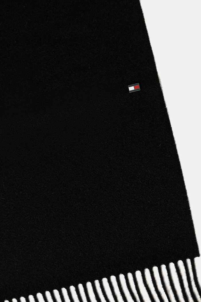 Šal iz kašmirja Tommy Hilfiger AM0AM13594 črna AW25