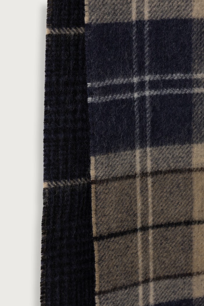 Barbour Szalik wełniany USC0401 multicolor AW25