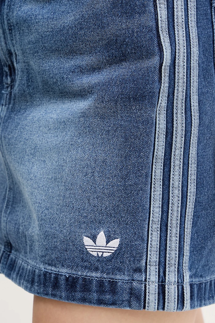 adidas Originals spódnica jeansowa Denim Mini Skt niebieski JW2649