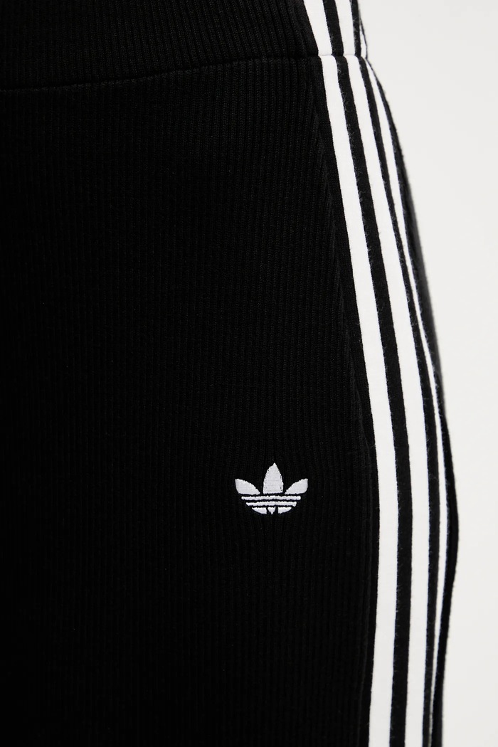 Пола adidas Originals 3-Stripes черен JW2661