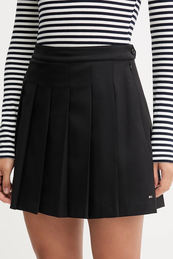 Vlnená sukňa Tommy Hilfiger s elastanom čierna WW0WW48354