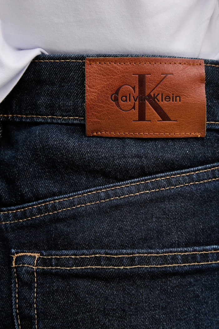 Τζιν παντελόνι Calvin Klein Jeans σκούρο μπλε LV047B911G