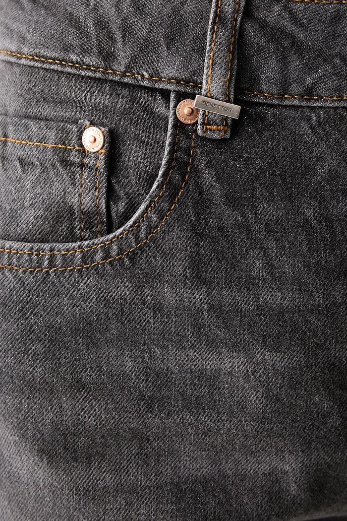Jeansy mom fit damskie United Colors of Benetton 4OHWDF02Z szary
