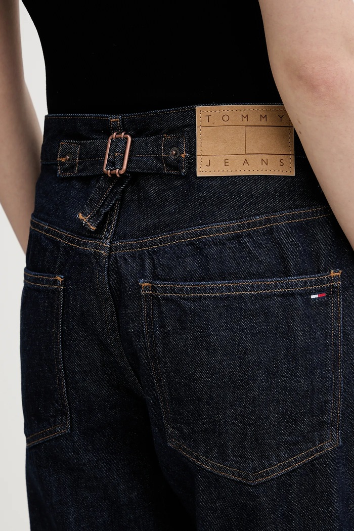 Τζιν παντελόνι Tommy Jeans σκούρο μπλε DW0DW21810
