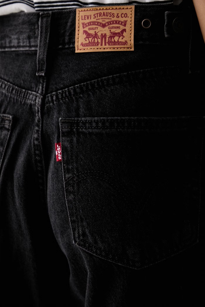Levi's дънки relaxed fit дамски CINCH BAGGY черен 001UP