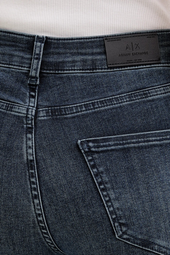 Rifle Armani Exchange tmavomodrá XW000072.AF11969