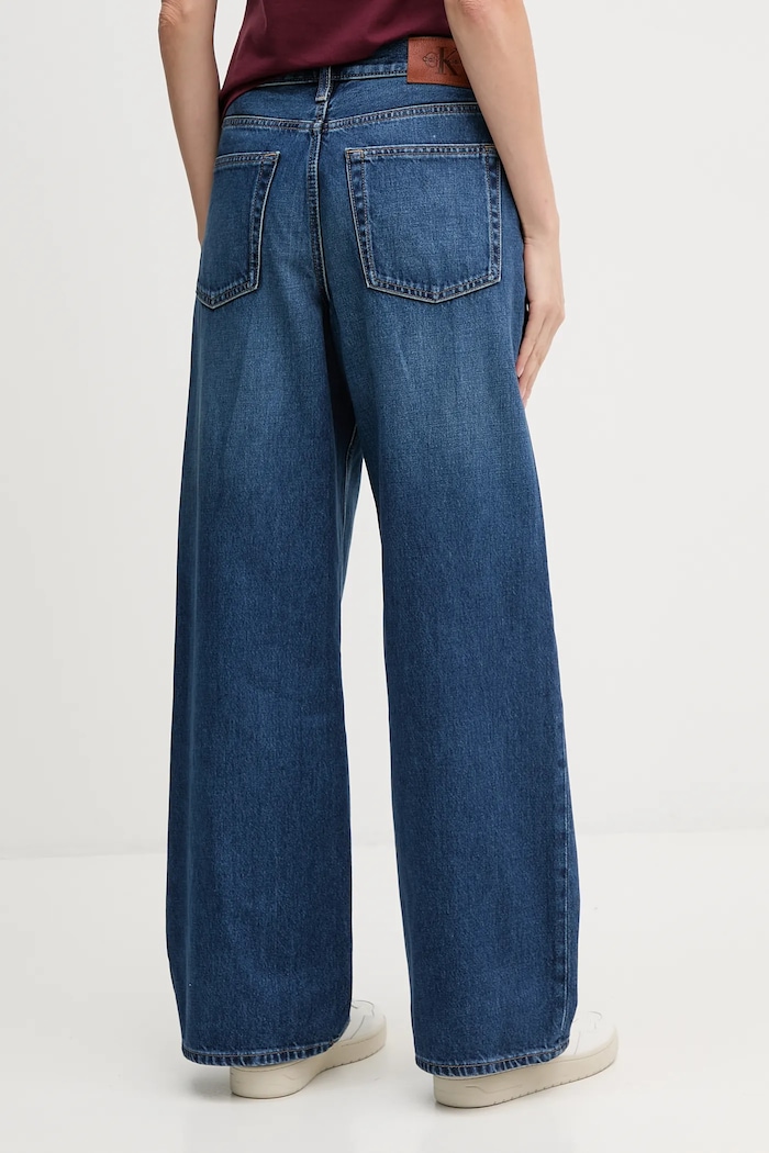 Oblačila Kavbojke Calvin Klein Jeans LV047D716G modra