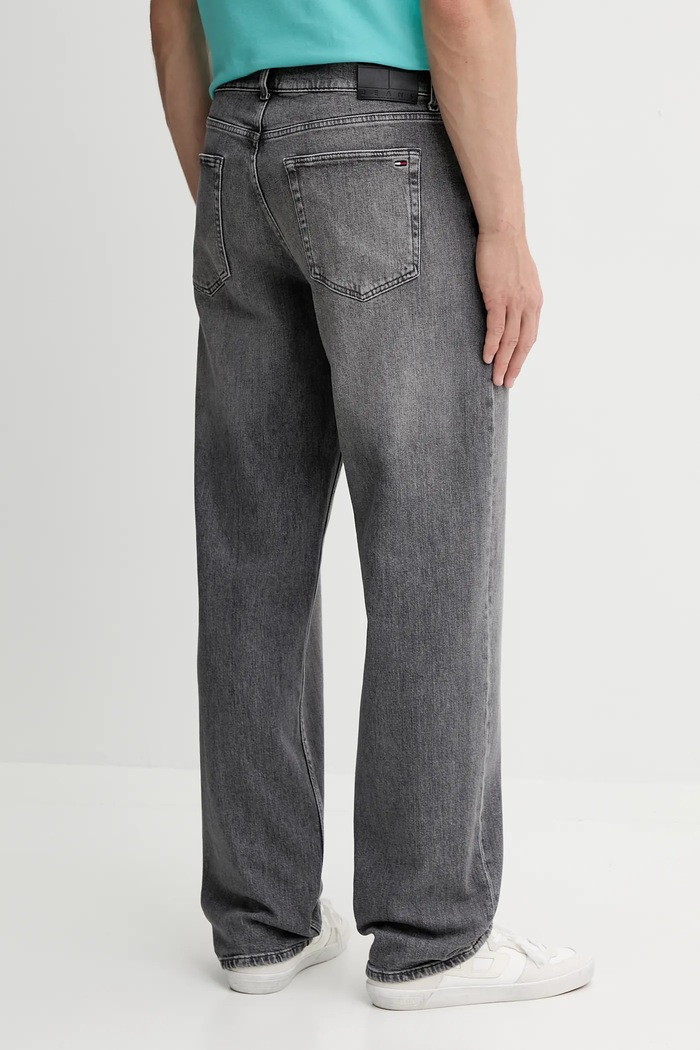 Ruházat Tommy Jeans farmer DM0DM21874 szürke