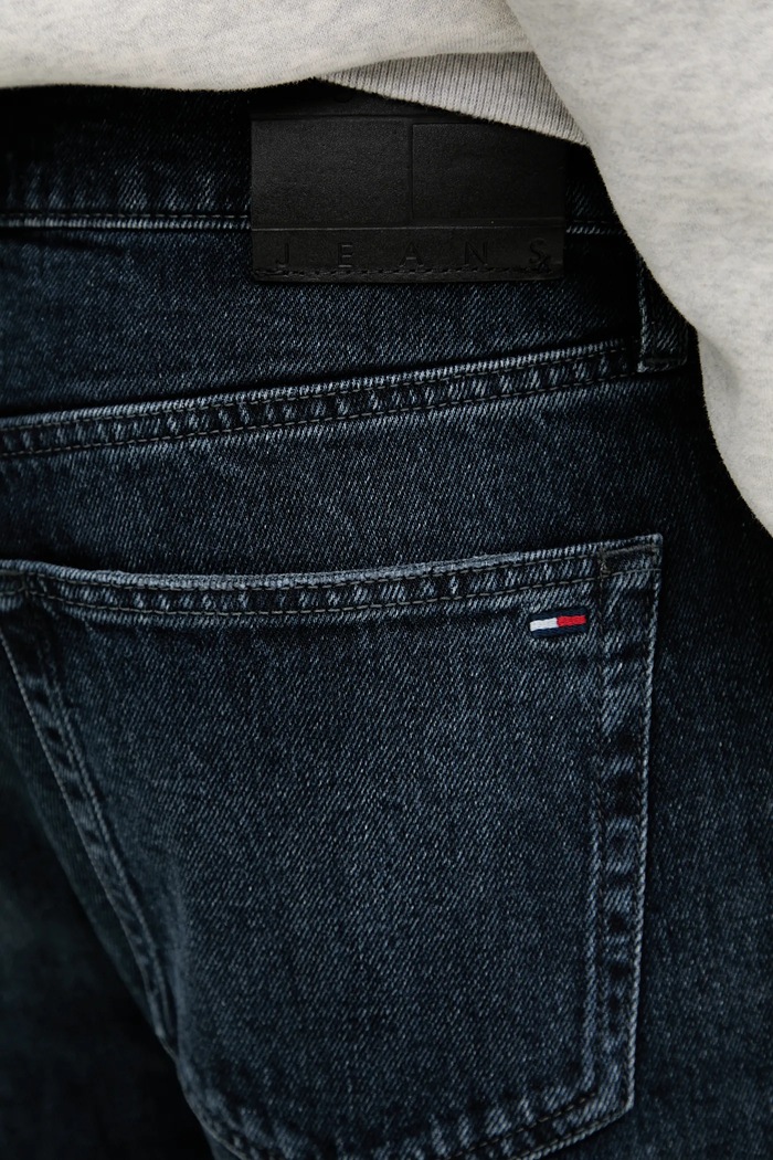 Rifle Tommy Jeans tmavomodrá DM0DM22240