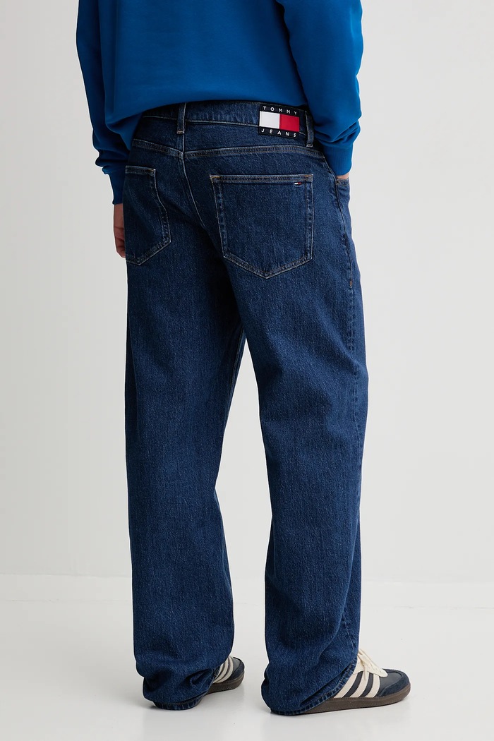 Oblačila Kavbojke Tommy Jeans DM0DM22243 modra