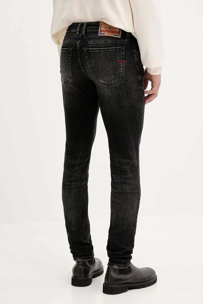 Îmbrăcăminte Diesel jeans 1979 SLEENKER L.32 A03594.0DBDP gri