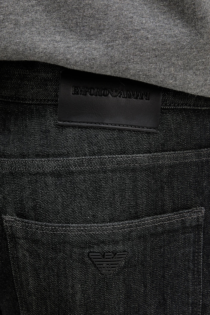 Rifle Emporio Armani čierna EM000121.AF14116