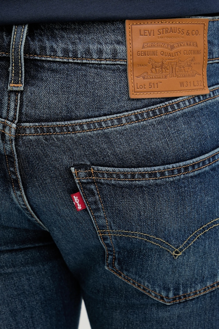 Levi's farmer sötétkék 04511.6127