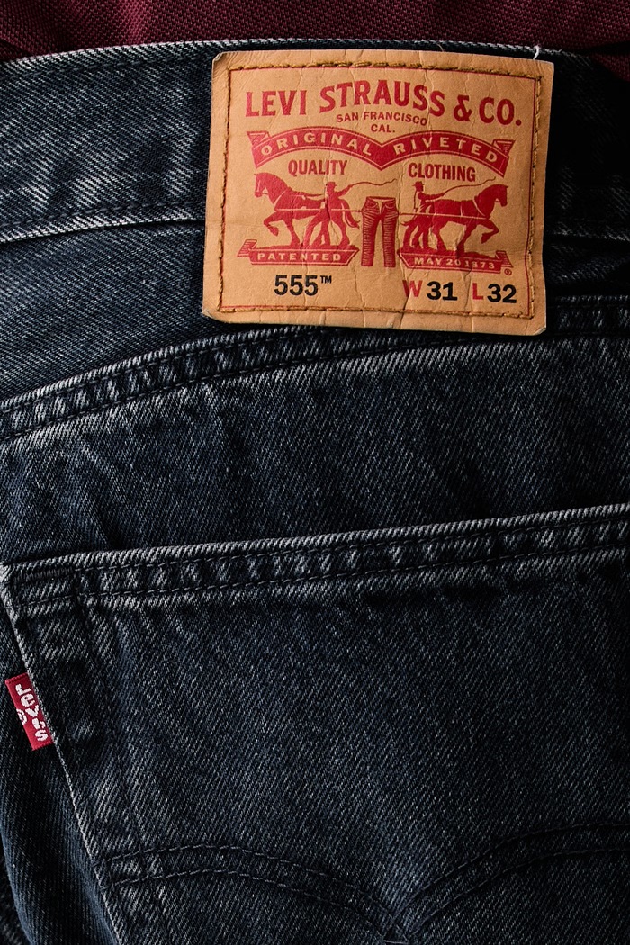 Levi's jeansy straight męskie 555 RELAXED STRAIGHT granatowy A7223