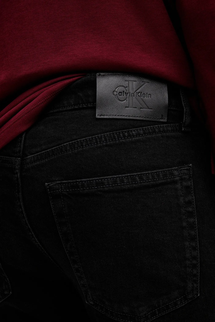 Rifle Calvin Klein čierna LV04RD902G