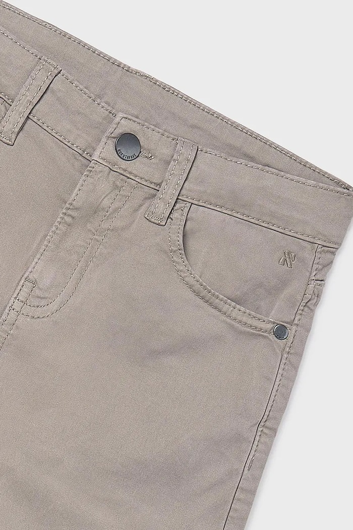 Chłopiec Mayoral Spodnie dziecięce slim fit basic 582.7D.Junior.9BYA szary