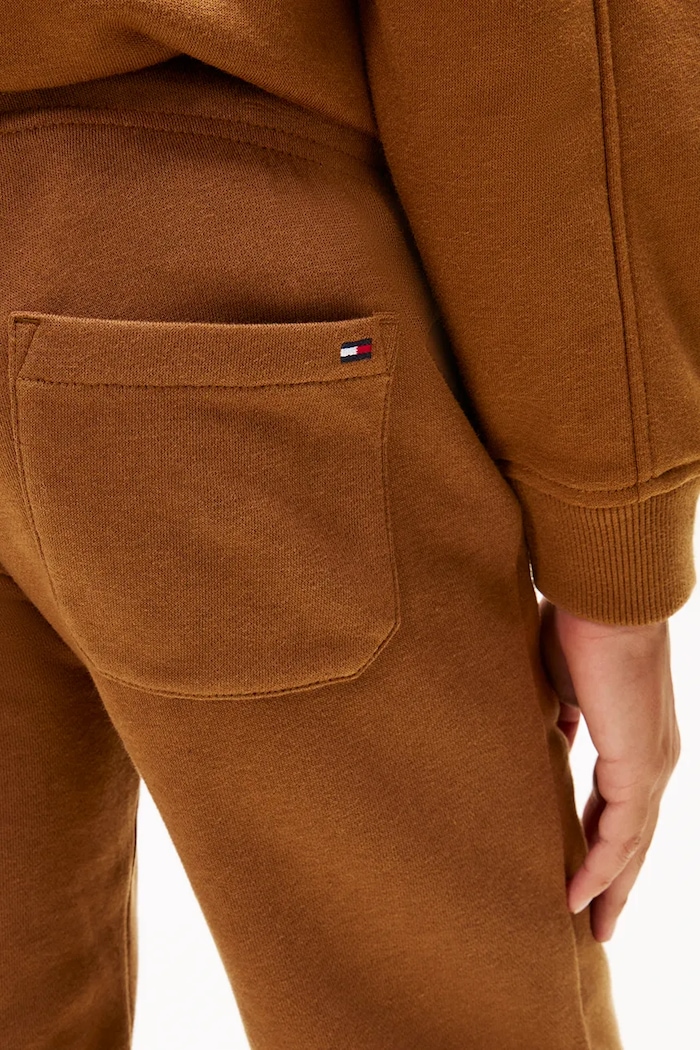 Tepláky Tommy Hilfiger hnedá KB0KB09905.9BYA