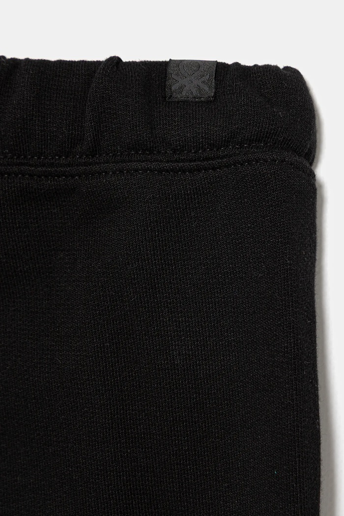 Chlapec Detské bavlnené tepláky United Colors of Benetton 3J68GF027.P.Reprop.9BYA čierna