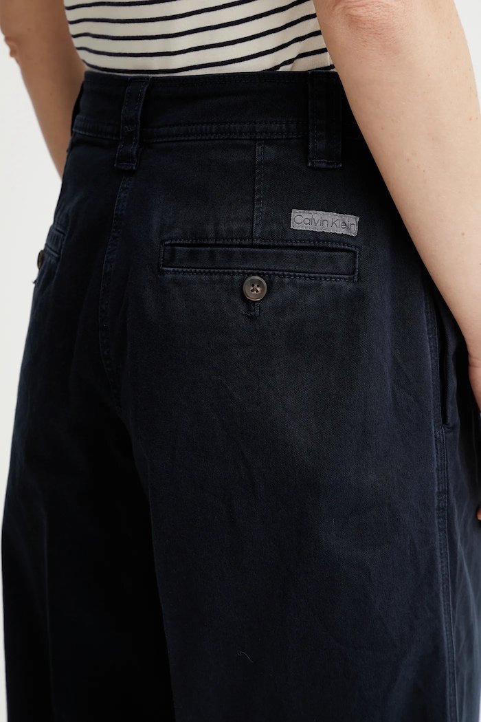 Calvin Klein pantaloni bleumarin LV044C645G