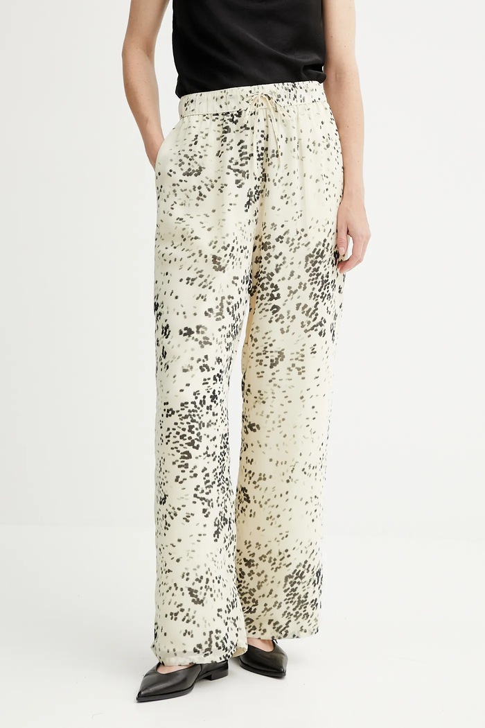 Nohavice Calvin Klein látka béžová LV044B913G