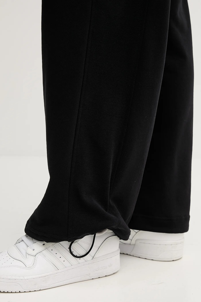 Παντελόνι φόρμας Calvin Klein Jeans μαύρο LV047C249G