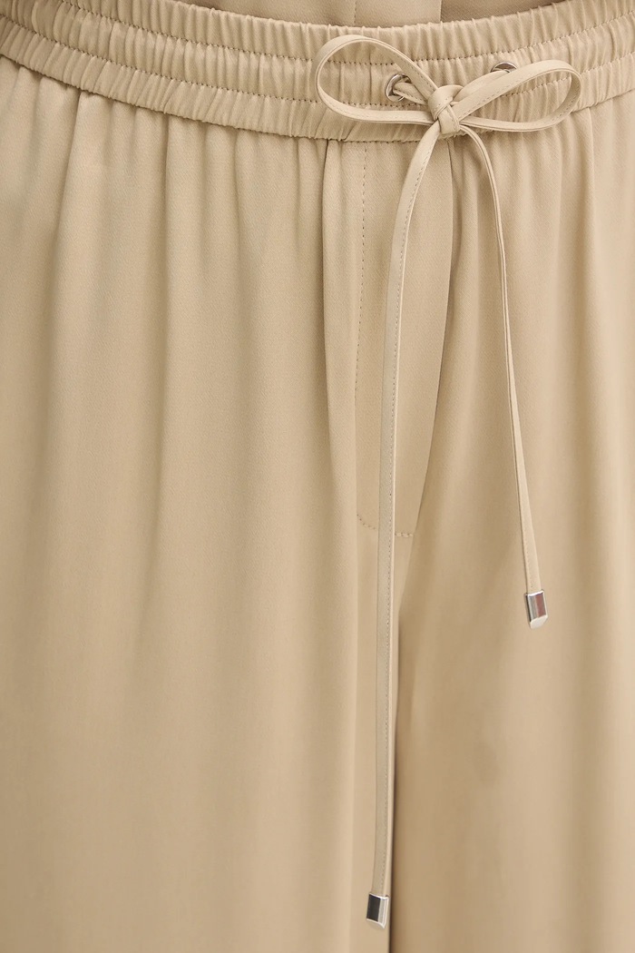 BOSS spodnie Tavati beżowy 50541835