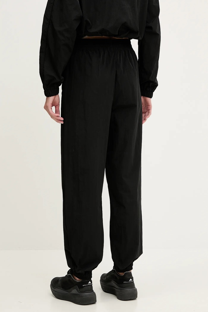 Îmbrăcăminte Guess pantaloni de trening NINA V5YB00.WHCH2 negru