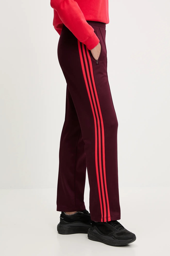 adidas Originals spodnie dresowe GRFX Trackpants aplikacja bordowy JW6058