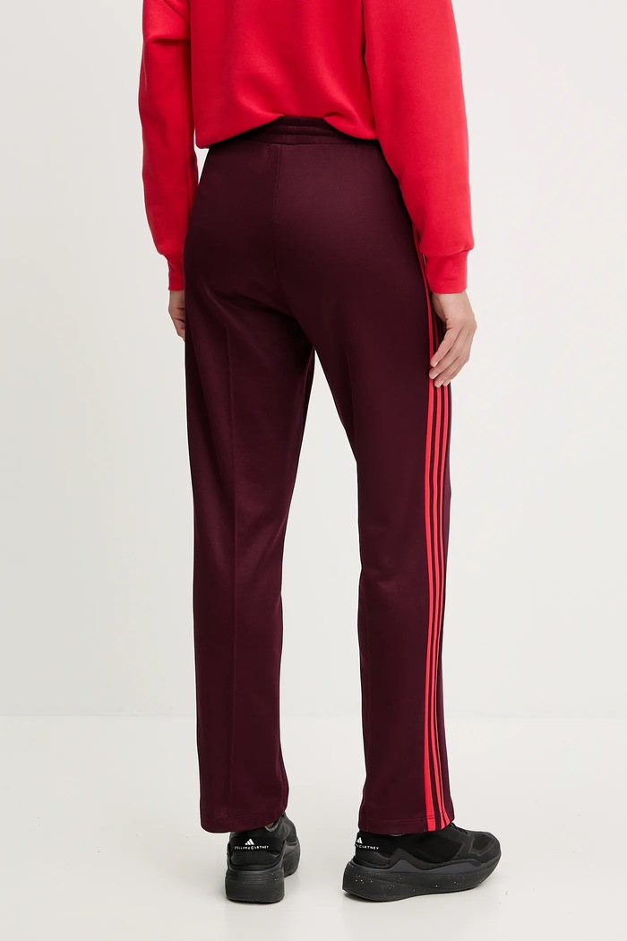 Odzież adidas Originals spodnie dresowe GRFX Trackpants JW6058 bordowy