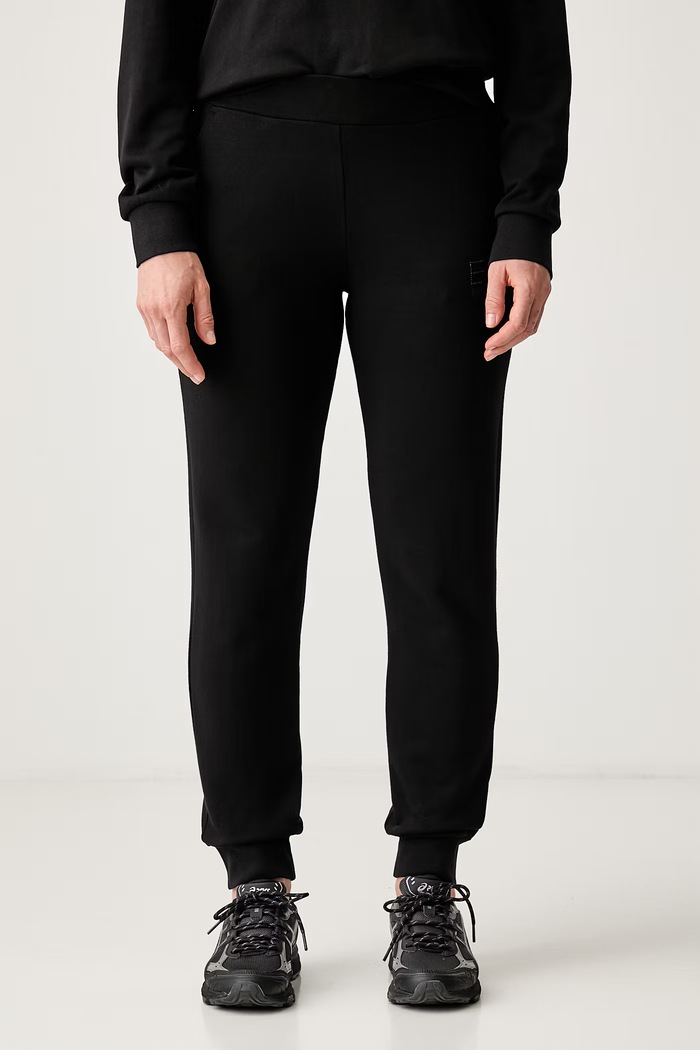 EA7 Emporio Armani Spodnie dresowe damskie z bawełną czarny AF15831.7W000538