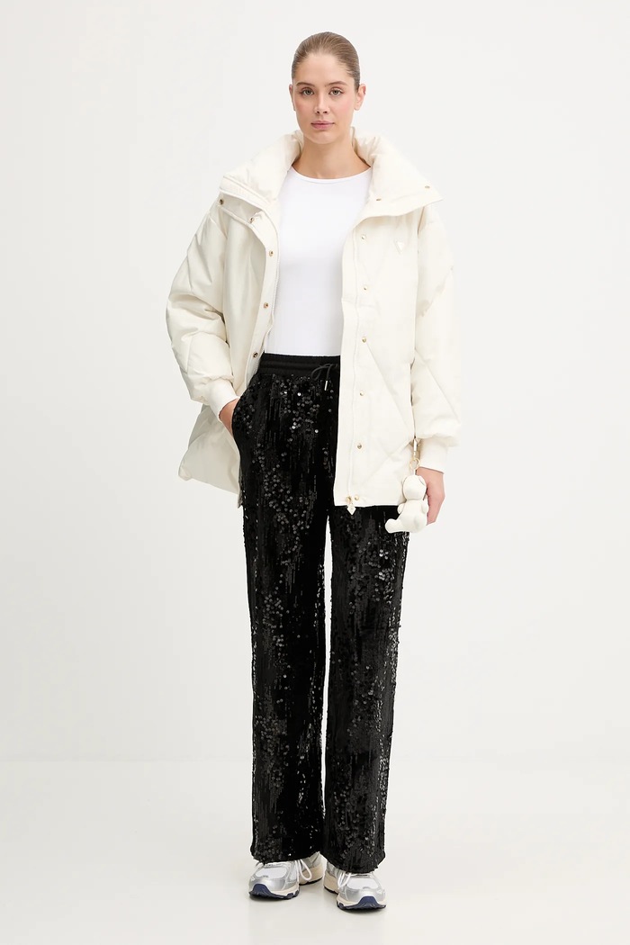 Guess spodnie dresowe welurowe V5BB01.K1922 czarny AW25