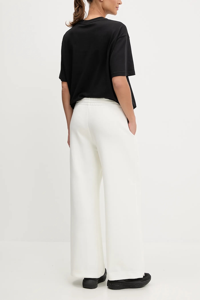 Îmbrăcăminte adidas pantaloni de trening All SZN JV7251 bej
