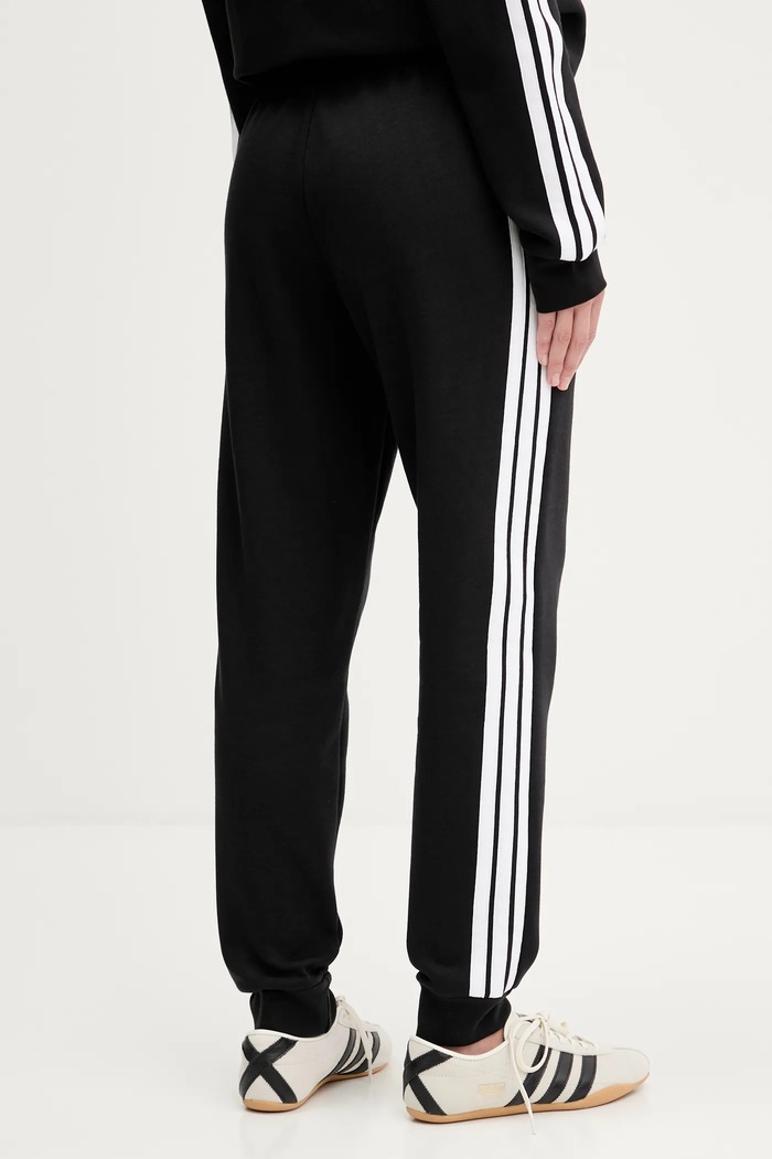 Odzież adidas spodnie dresowe Essentials JX2543 czarny