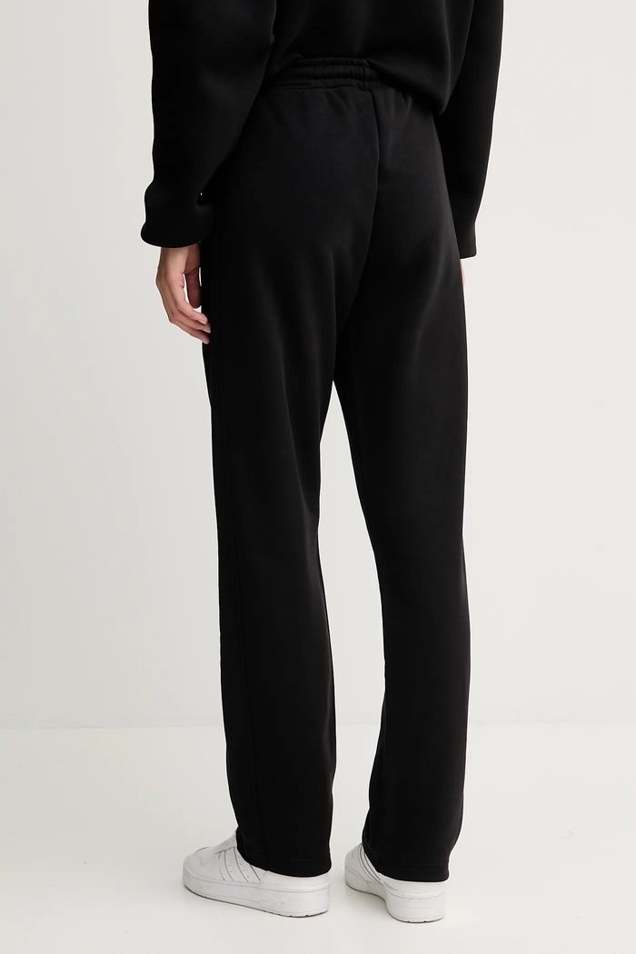 Oblečenie Tepláky Alpha Industries 156053.03 čierna